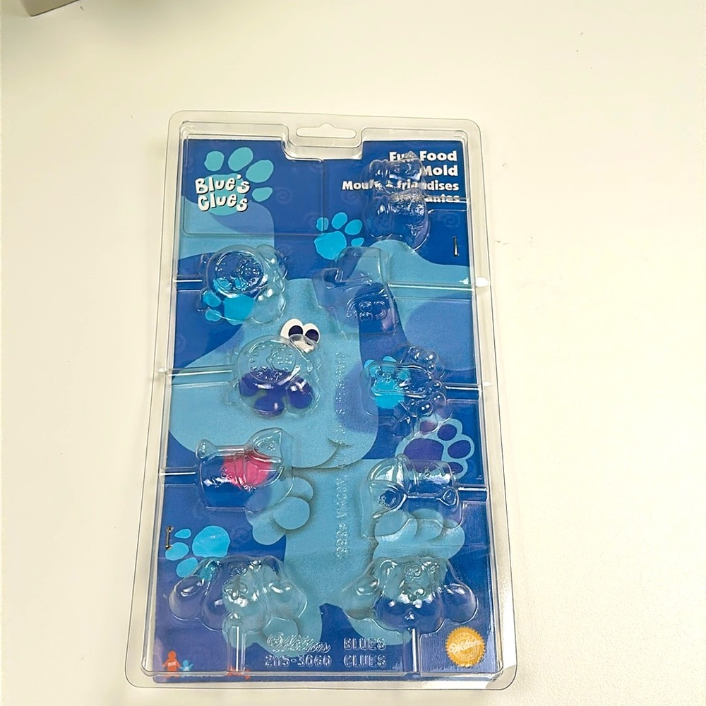 Blue’s Clues Fun Food Mold - Picture 2 of 3